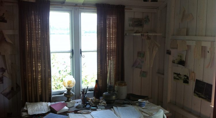 Inside Dylan Thomas' writing shed in Laugharne